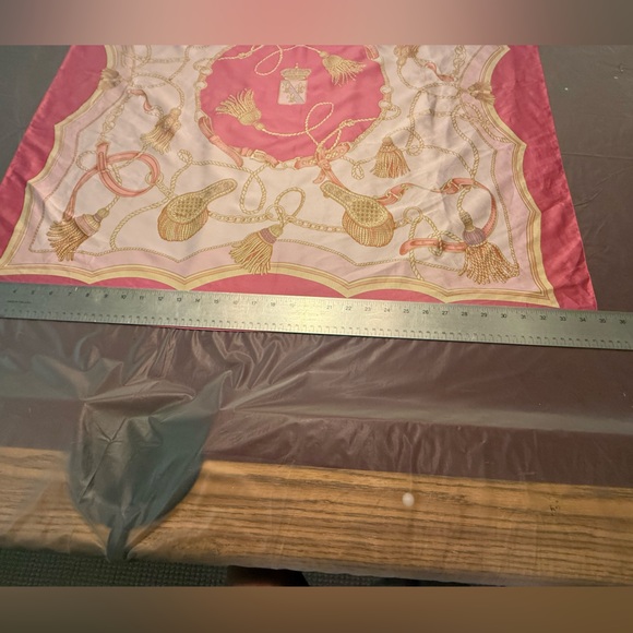 Vintage Pink/Gold Silk Hairbrush and Tassel Print Square Scarf Wrap 34x34” - Picture 6 of 8